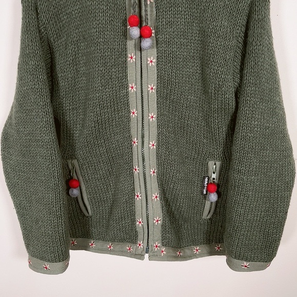 LAUNDROMAT | CHUNKY GREEN WOOL CARDIGAN - Picture 4 of 14